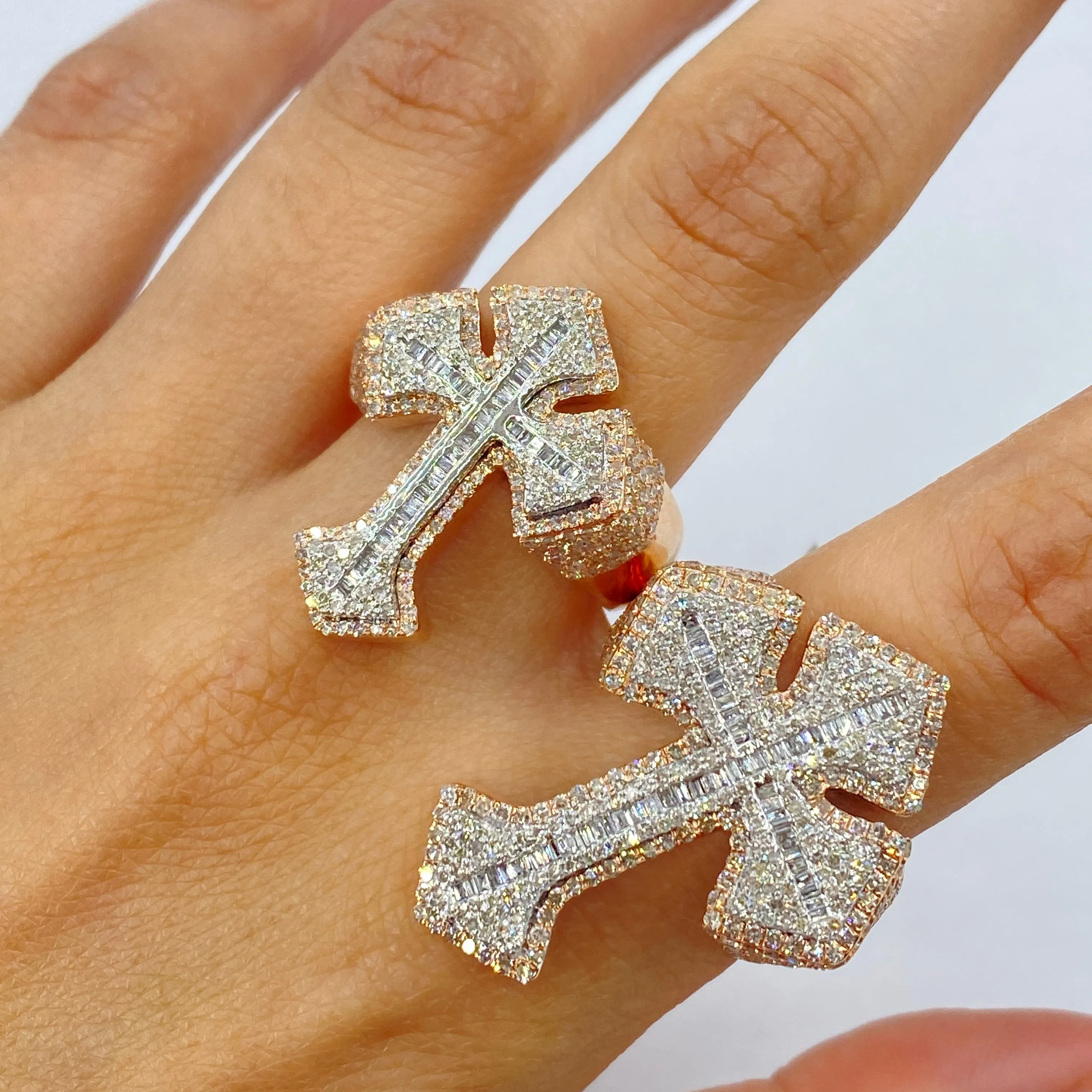 10K Bold Cross Diamond Ring