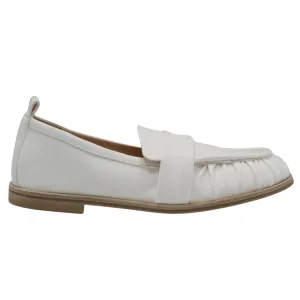 9092 Leather Loafer