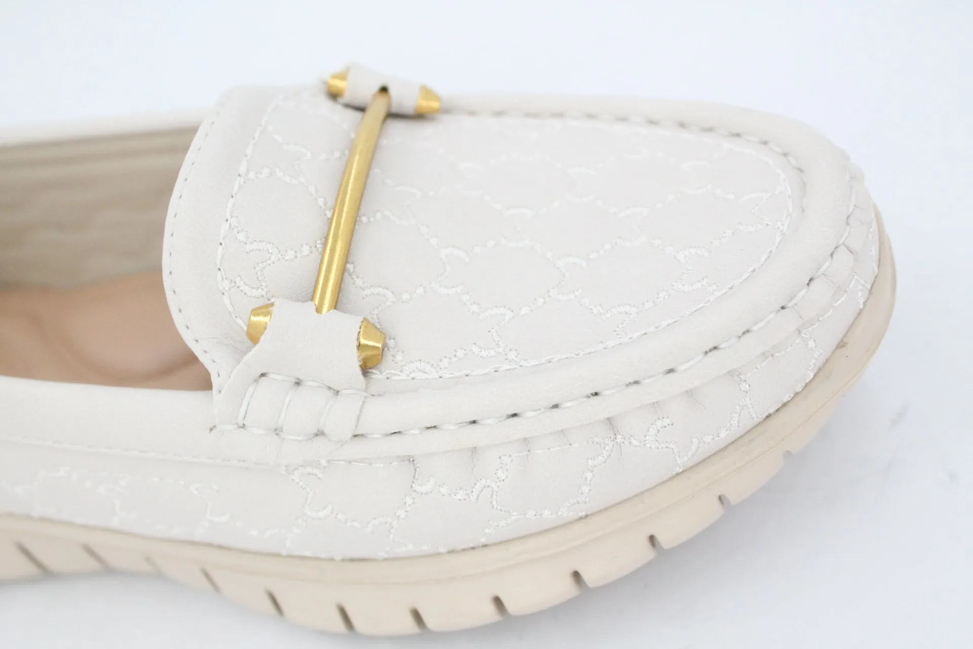 AKIKO-MOCCASINS-CREAM