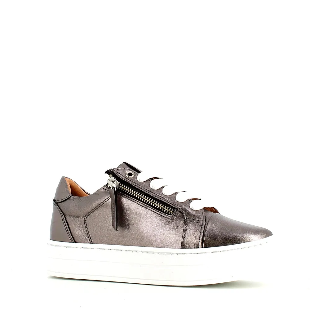 Cinders Edit Abbiy Classic Trainer Pewter