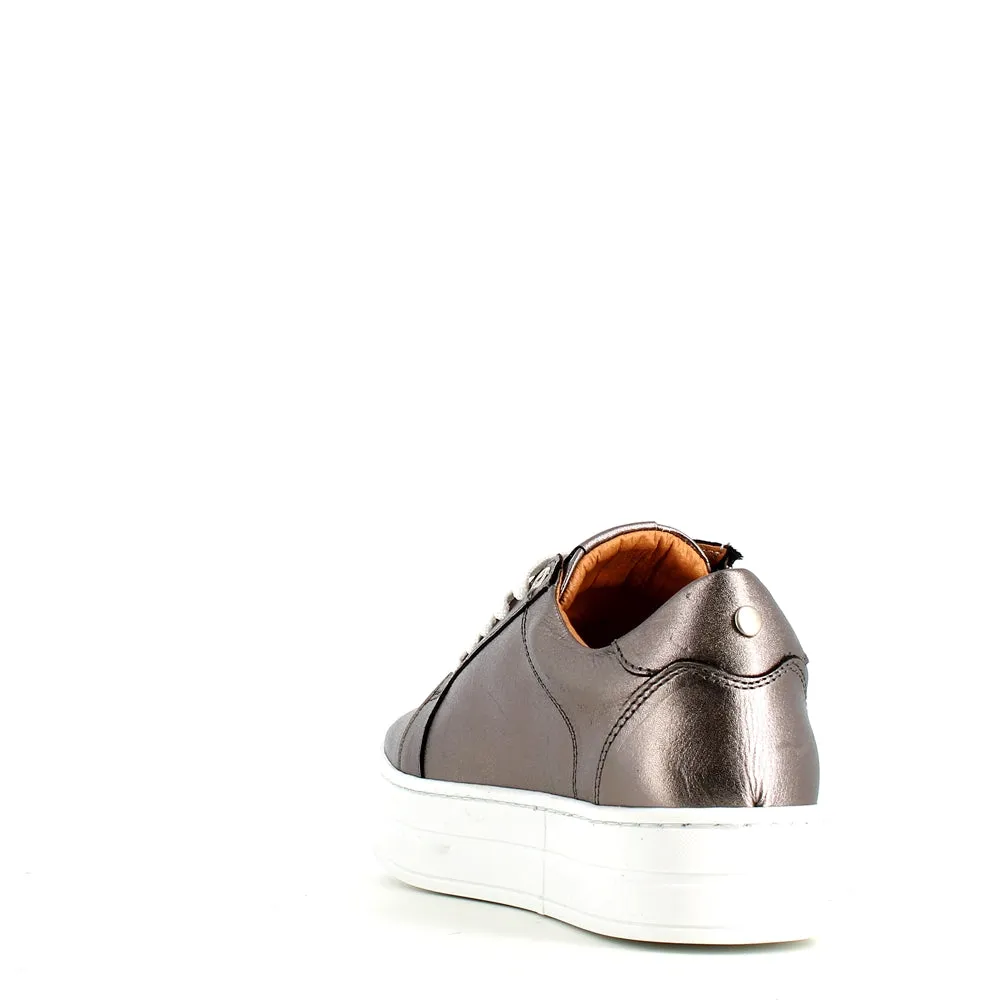 Cinders Edit Abbiy Classic Trainer Pewter