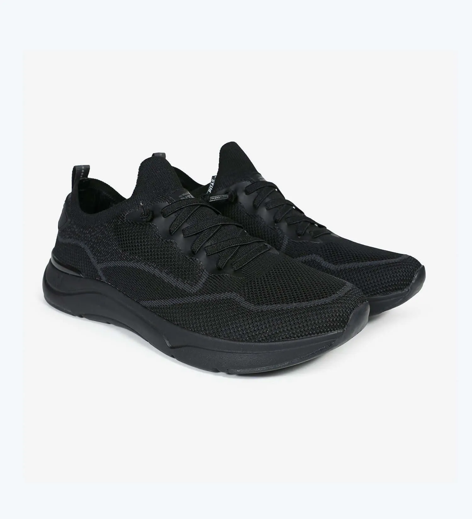Cue Men's Trainers