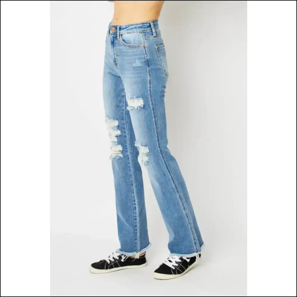 Dress Like a Boss, Feel Like a Hug in Judy Blue Distressed Jeans!