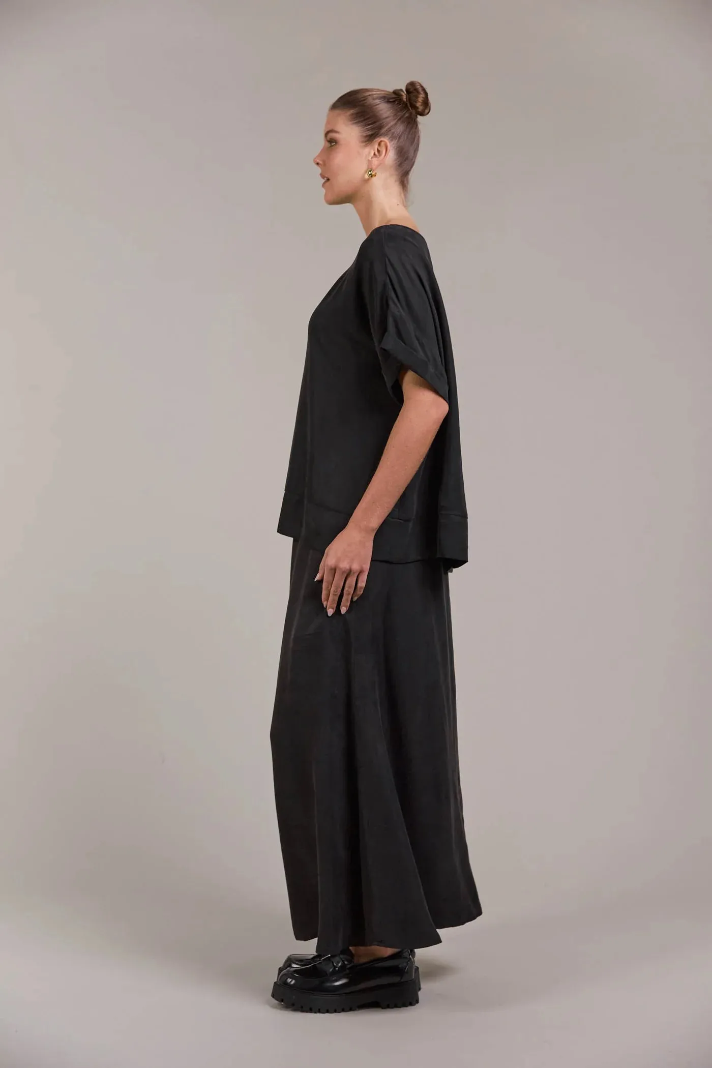 Eden Relaxed Top  - Black