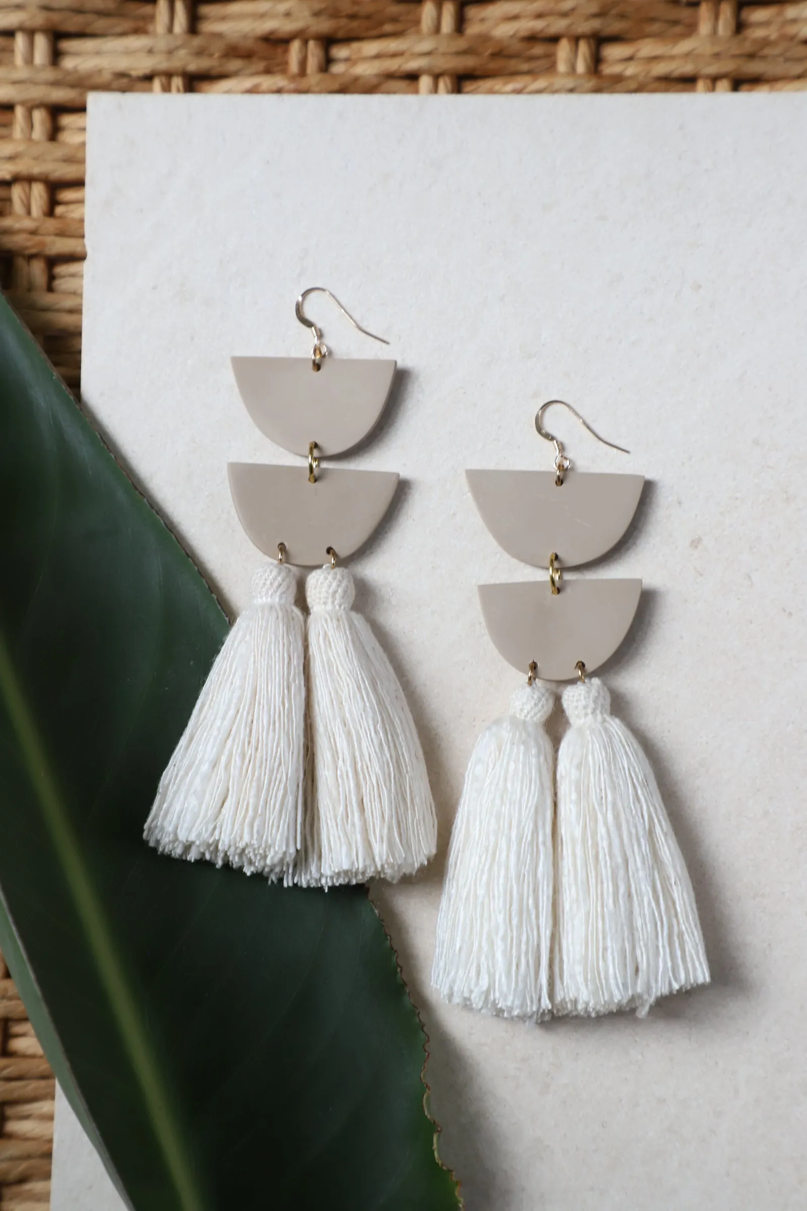 Encanto Natural Earring