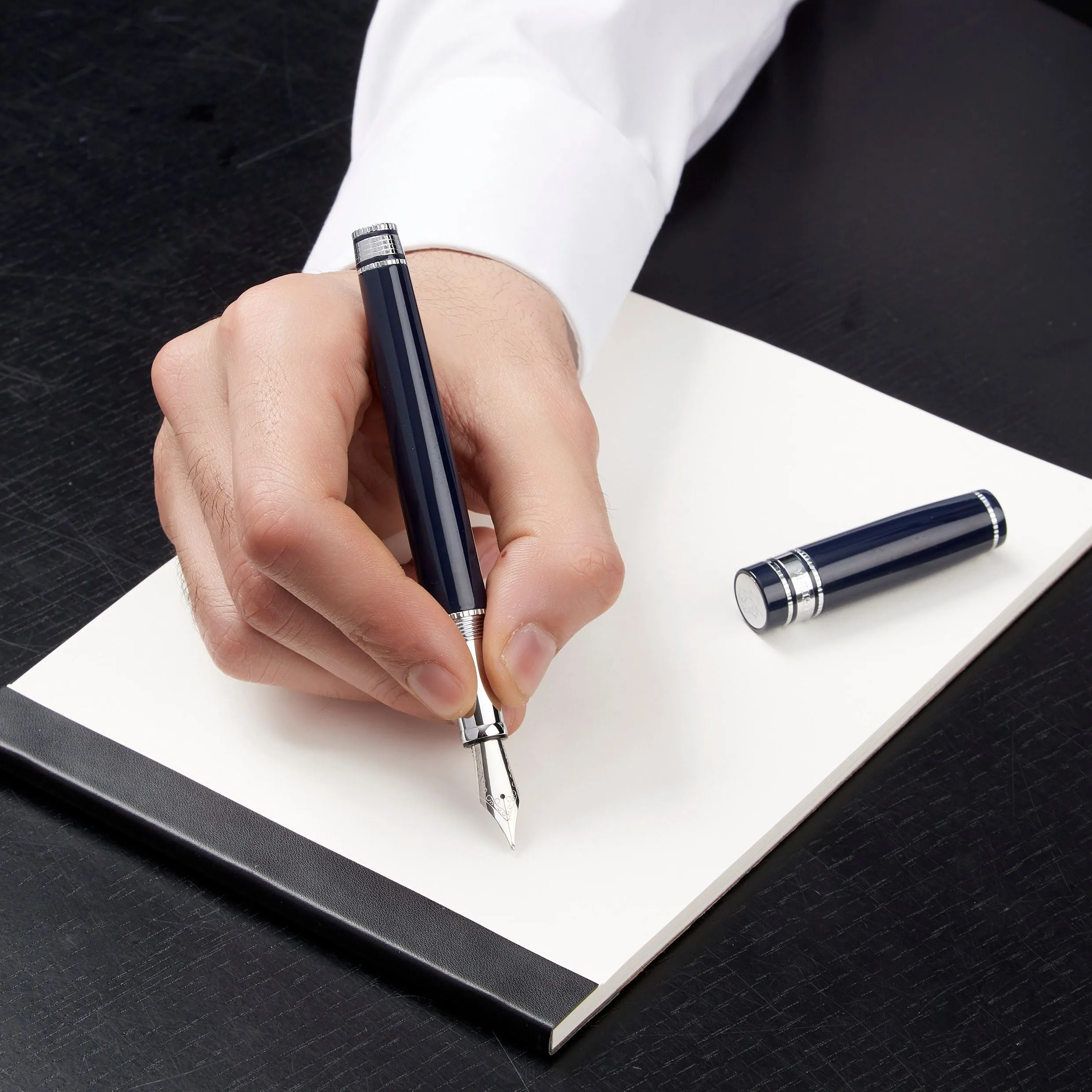 FESTINA FSF4692N - Fountain pen Bold Classic Navy