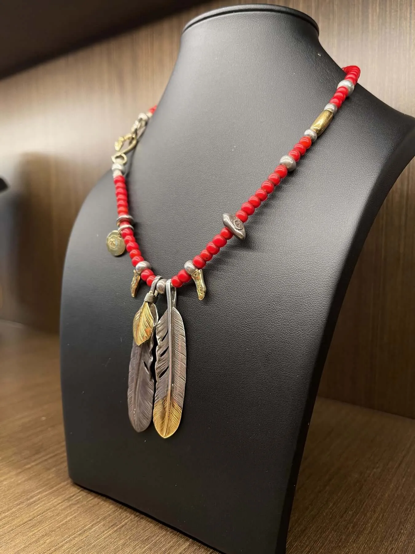 Goros Double Feathers Setup With Antique Red Beads