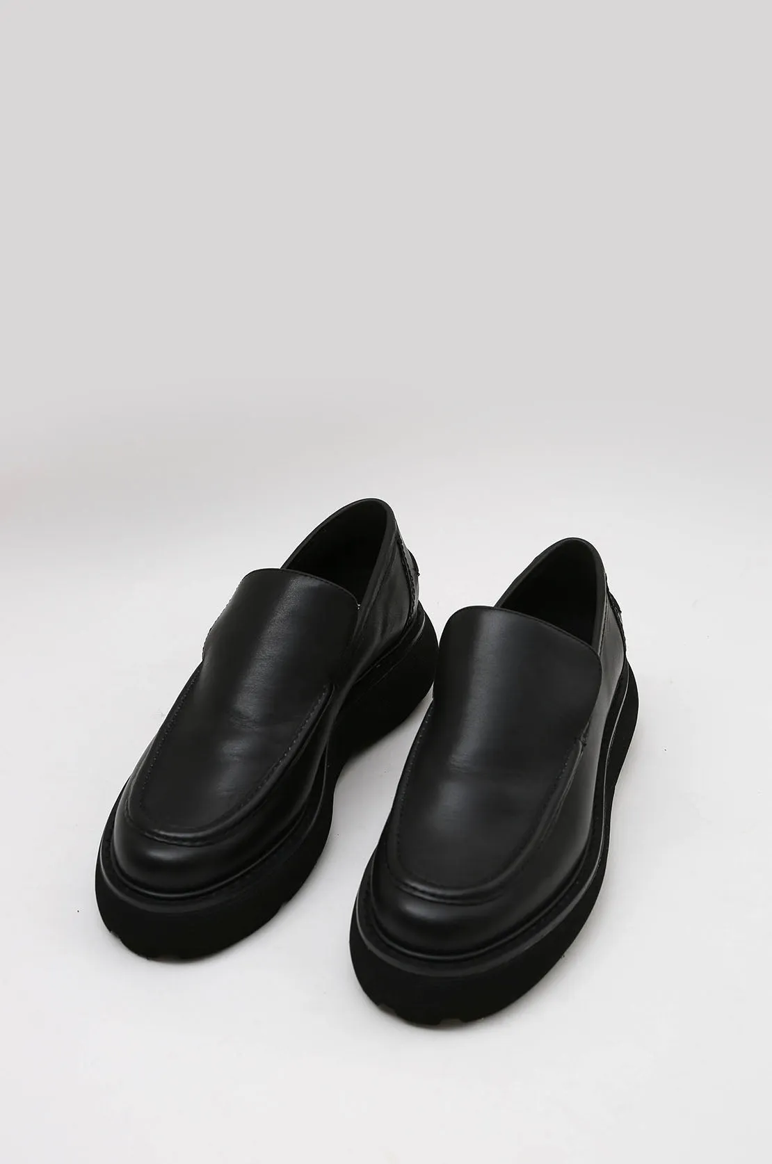 grid loafer / black