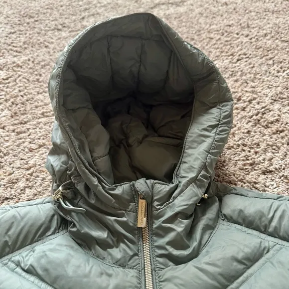 Michael Kors Packable Down Fill | Olive Green | Size Small