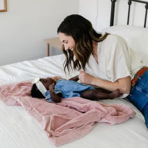 Saranoni Lush Receiving Blanket