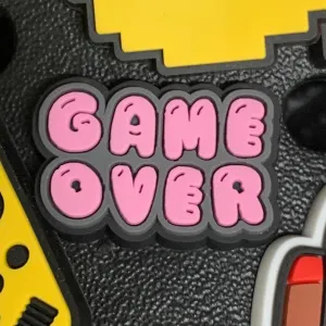 SHOE CHARMS - PINK GAME OVER