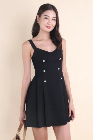 WINDSOR PLEATED DRESS IN BLACK